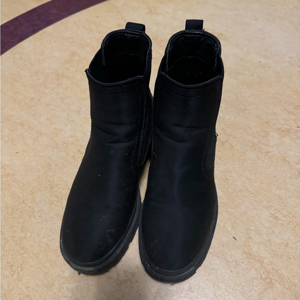Black Boots